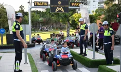 Mersin'de çocuklar trafik kurallarını öğreniyor