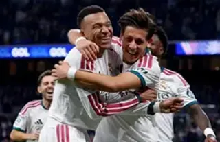 'Büyük futbolcu olduğunu büyük maçlarda da göstermeli!'