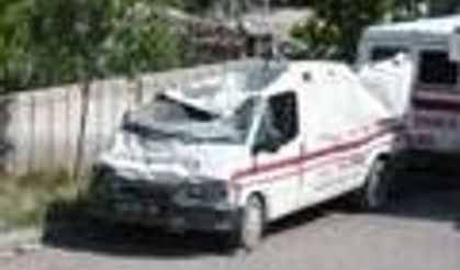 Ambulans Kazası