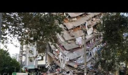 İzmir depremi arama kurtarma