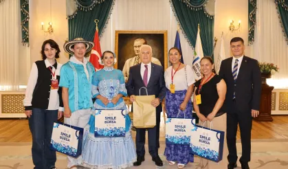 Altın Karagöz ekiplerinden Başkan Bozbey'e ziyaret