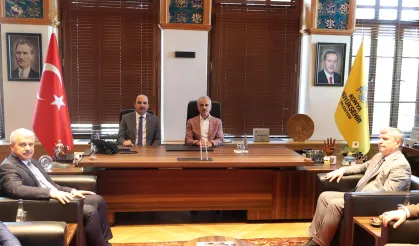 Bakan Uraloğlu'ndan Başkan Altay'a ziyaret