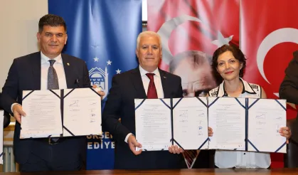 Bursa Büyükşehir'de toplu sözleşme için imzalar atıldı