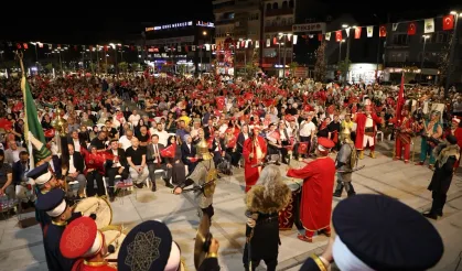 Bursa İnegöl 9. yılda da demokrasi için yine meydanlardaydı