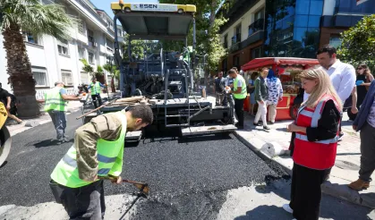 İstanbul Bakırköy'de Şenlikköy'ün yolları yenilendi