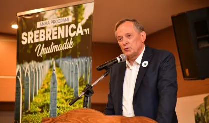 İzmir Çiğli’de Srebrenica Soykırımı’nın 30. yılı anıldı