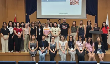 İzmir Karabağlar’da 'Akademi Yaz' hayata geçti