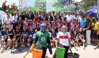 Muğla Yatağan’a çim hokeyi sahası açıldı