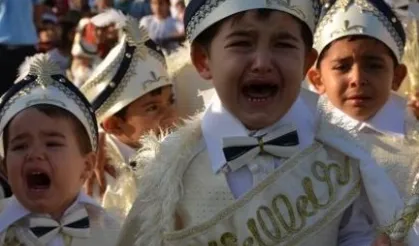 Sünnette çocuğun psikolojisine dikkat edilmeli