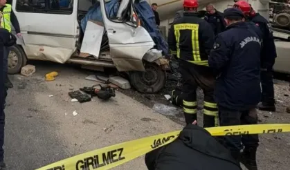 Burdur'da feci kaza: 7 ölü, 3 yaralı