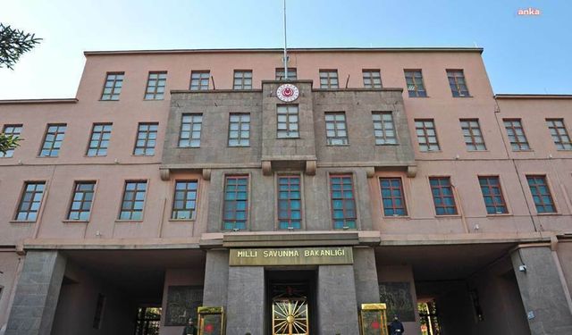 MSB:  IRAK'IN KUZEYİNDEKİ GARA, METİNA, HAKURK VE KANDİL BÖLGELERİNE YAPILAN HAVA HAREKATLARI İLE 13 HEDEF İMHA EDİLMİŞTİR  