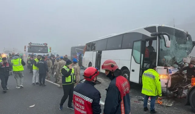 Kuzey Marmara Otoyolu'nda zincirleme kaza: 11 kişi öldü, 57 kişi yaralandı