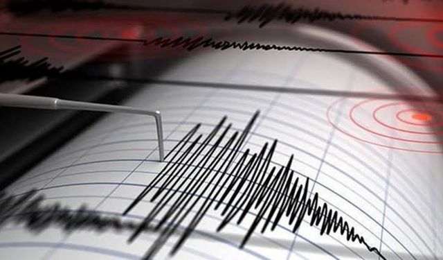 İzmir’de 5.1 ilk deprem