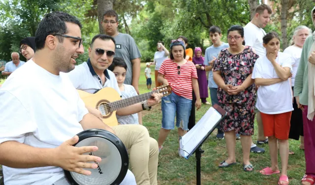 Kocaeli Büyükşehir'den özel bireylere kamp etkinliği