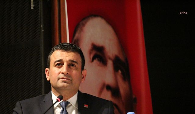 Burhanettin Bulut'tan 30 Ağustos mesajı: Çağdaş Türkiye yolunda çalışmak tek adam rejimine karşı demokrasi için mücadele etmektir