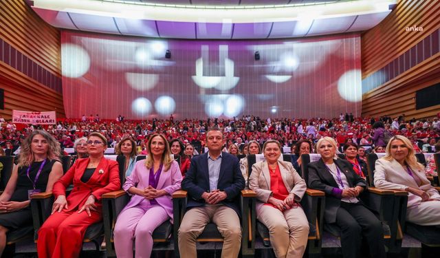 CHP 15. Olağan Kadın Kolları Kurultayı'nda seçim başladı... Asu Kaya ve Aylin Nazlıaka yarışıyor