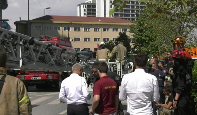 İstanbul’da 33 katlı binada çıkan yangın söndürüldü