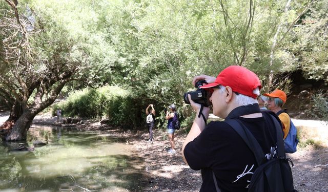 İzmir'de kadınlar, Mor Kadraj’la fotoğraf çekmeyi öğrenecek