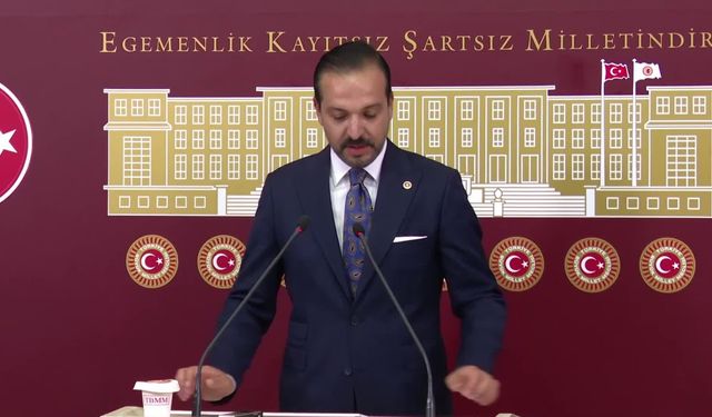 Kürşat Zorlu: "Dikkat çekmek istediğim husus kavga görüntülerine yol açacak yeni girişimlerin Can Atalay'ın haklı davasına gölge düşürebileceğiydi"