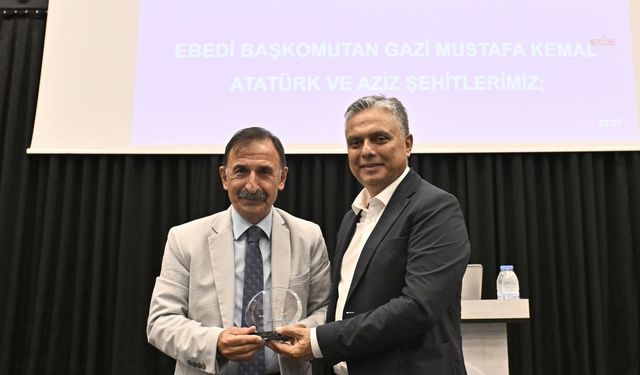 Muratpaşa Belediyesi'nden ''Lozan’a Giden Son Zafer'' konferansı