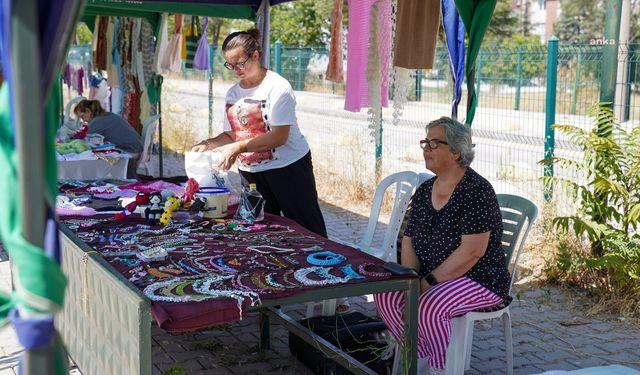 Tepebaşı’nda el işi ürünler beğeni topluyor