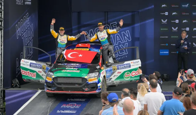 Castrol Ford Team Türkiye, Türk bayrağını Finlandiya'da dalgalandırdı