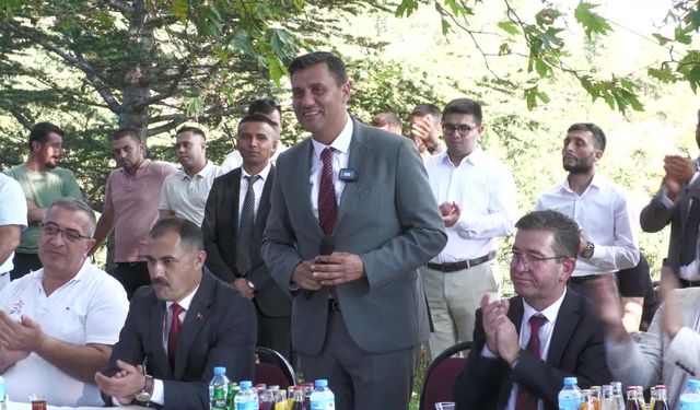 Manisa Büyükşehir Belediye Başkanı Zeyrek'ten Mahmutlar Mahallesi'ne ziyaret