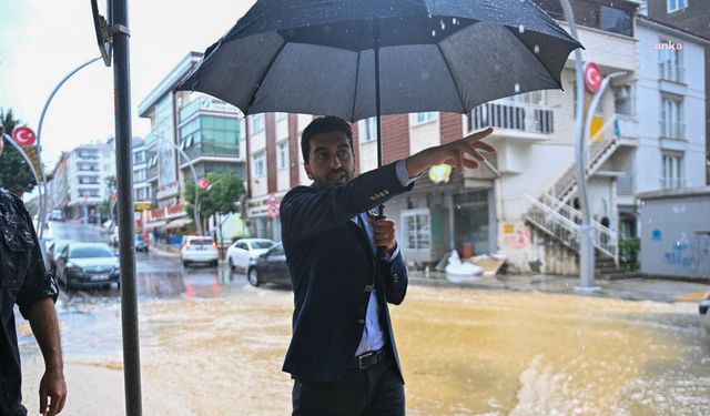 Yağış Tuzla çevresinde etkili oldu... AKOM: Yağışlar, pazartesi öğleye kadar kuvvetli şekilde aralıklarla devam edecek