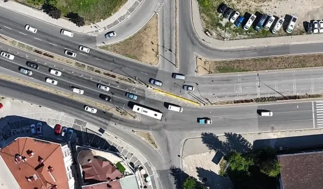 Düzce-Bolu tartışması sürerken ulaşım sekteye uğradı! Vatandaşlar isyanda!