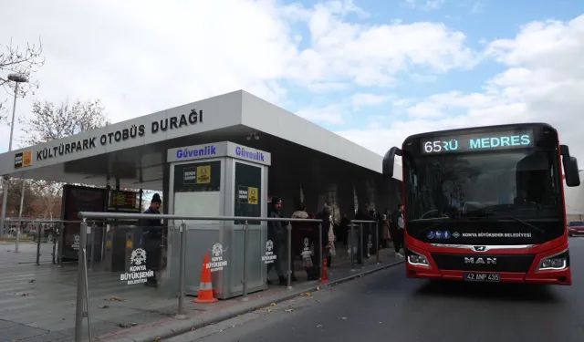 Konya'da öğrenci dostu uygulama... Toplu ulaşım 10 gün ücretsiz