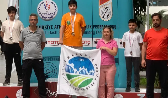 Sakarya Büyükşehir sporcusundan birinciliği getiren atış