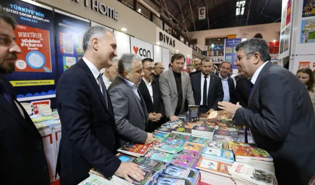 Bursa İnegöl Belediyesi 8. Kitap Fuarı başladı