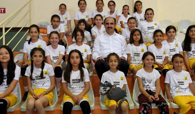 Konya'da Başkan Altay’dan yaz spor okulları için 28 ilçeye davet