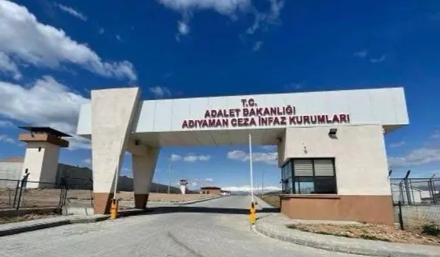Adıyaman'da uyuşturucu taciri Jandarma'ya takıldı