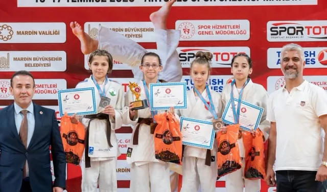 Bursa Osmangazili minik judocudan Türkiye ikinciliği