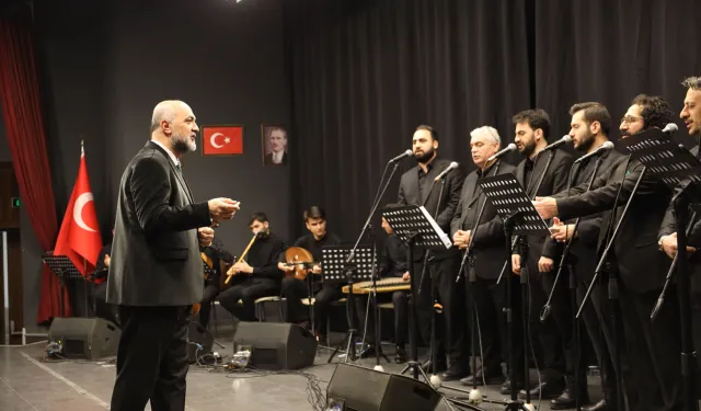 Ayasofya'dan gelen ilahi nağmeler Sakaryalılarla buluştu