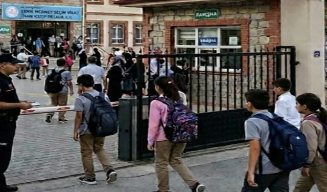 Okullarda 'Çelik Zırh' Dönemi: İçişleri’nden 81 İle Dev Güvenlik Genelgesi