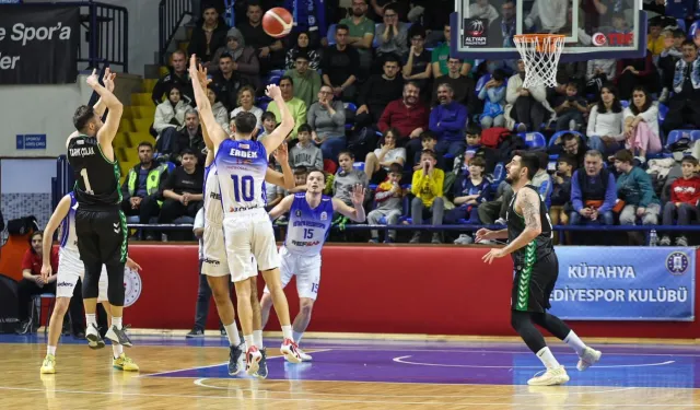 Sakarya Büyükşehir Basketbol 1. Lig'e yükseldi