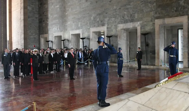 ADD Bursa Şubesi Anıtkabir'de