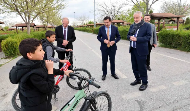 Isparta heyeti Karatay'da yatırımları inceledi