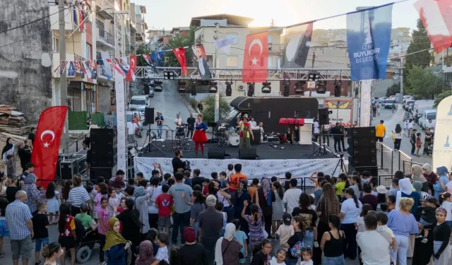 İzmir'de mahalle kültürü yeniden canlanıyor