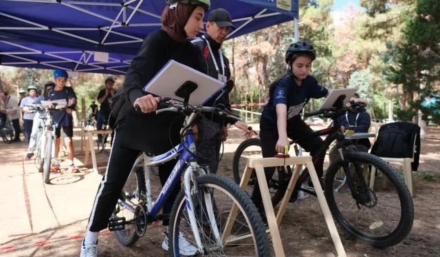 Konya'da bisiklet ve aile oryantiringi heyecanı