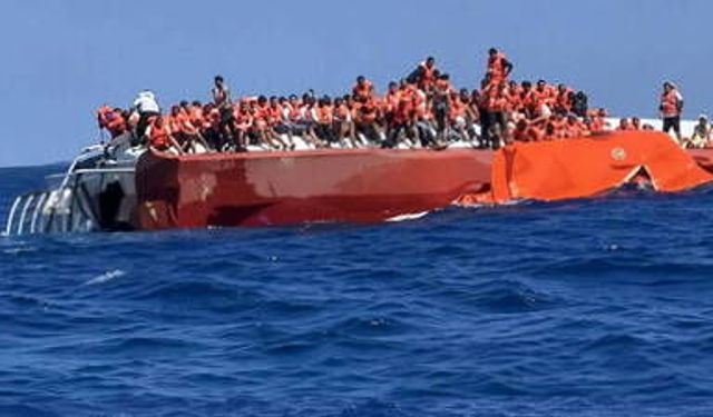 Girne açıklarında feribot faciası: 7 kişi yaşamını yitirdi, 23 kişi aranıyor, 237 yolcu kurtarıldı