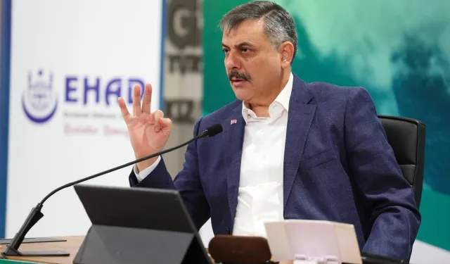 Bakan Çiftçi, hafızlarla 'İhyâ ve İnşâ Kampı' kapanışında buluştu
