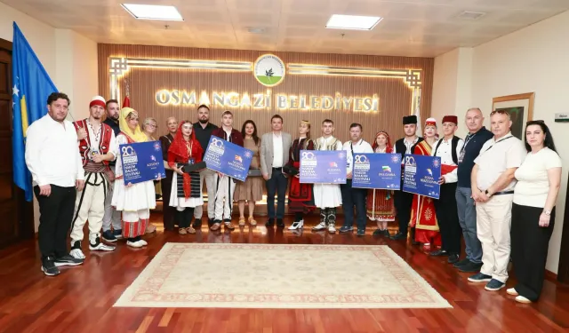 Bursa Osmangazi'de Balkan kültürünün temsilcilerinden Başkan Aydın'a ziyaret