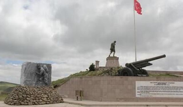Afyonkarahisar Valiliğinden Kurtuluşun 104. Yılında Anlamlı Mesaj