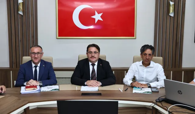 Sakarya'da yeni eğitim öğretim öncesi okul-aile iş birliğine odaklanıldı