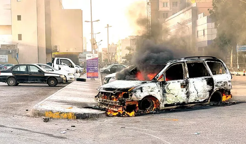 Libya'da gerginlik tırmanıyor: Trablus'taki silahlı çatışmalarda 32 kişi öldü