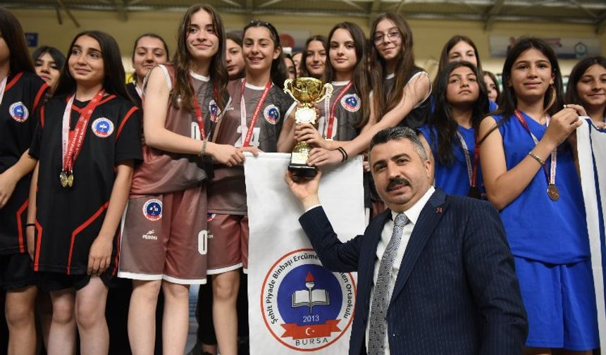Yıldırım'da Okul Sporları İlçe Şenlikleri tamamlandı