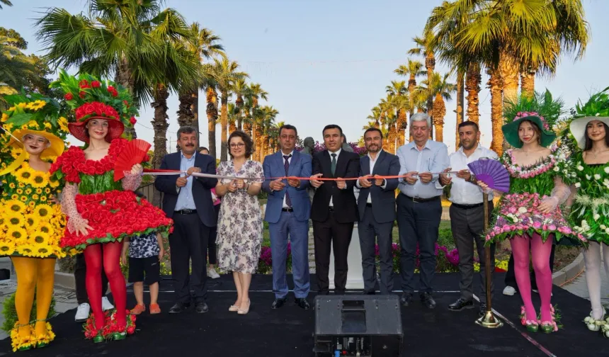 1. İzmir Balkon ve Bahçe Bitkileri Festivali başladı